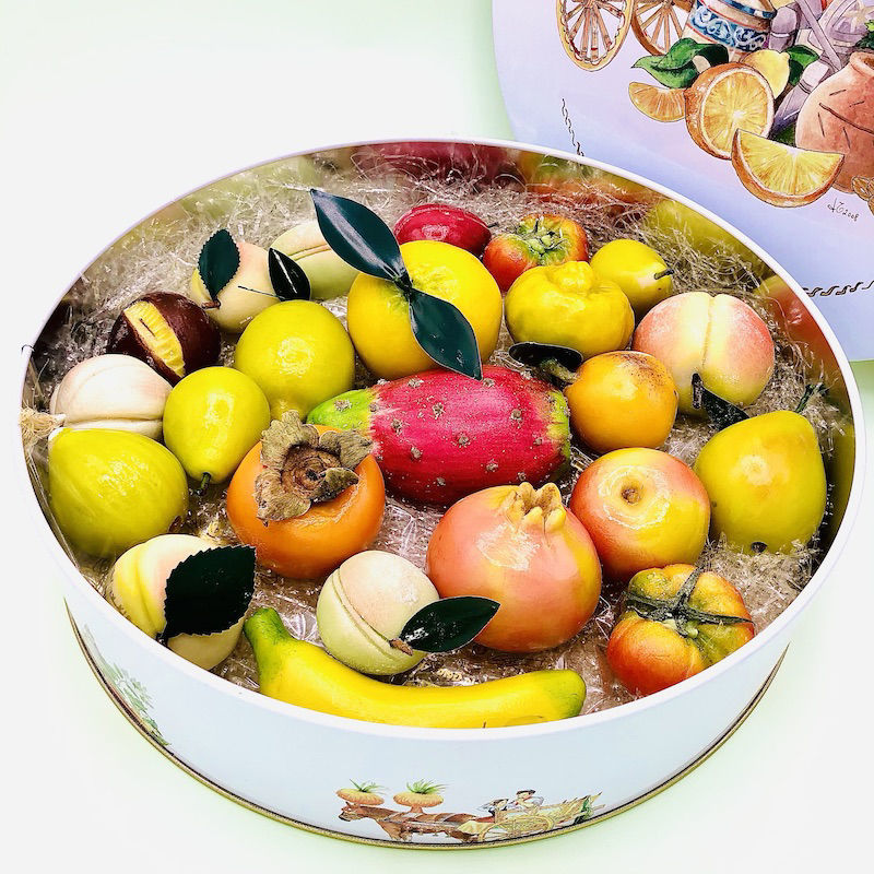 Immagine di Confezione in latta Frutta Martorana 2 Kg